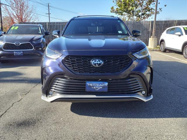 2022 toyota highlander xse
