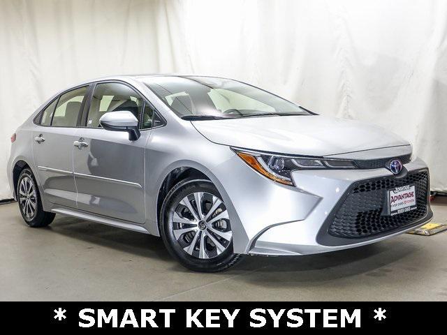 2022 toyota corolla hybrid le