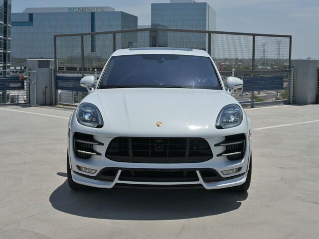 2018 porsche macan turbo w/performance package
