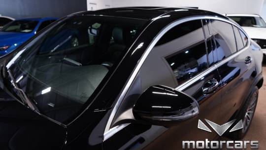 2021 Mercedes-Benz GLC