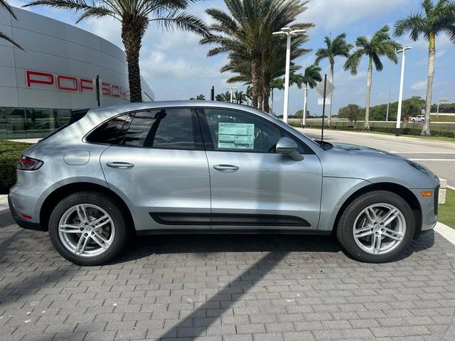 2024 porsche macan