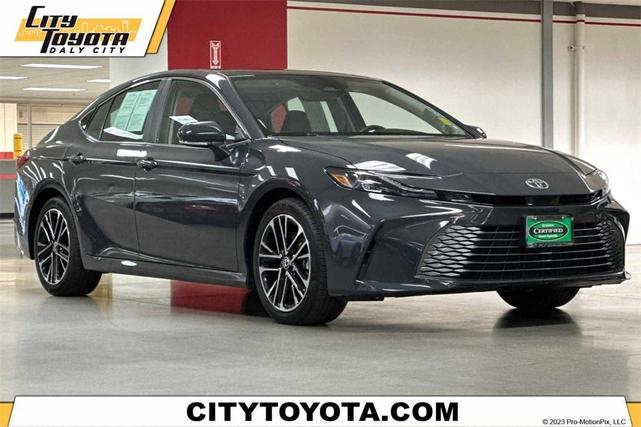 2025 toyota camry xle