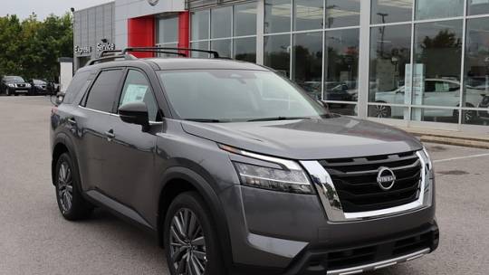2024 Nissan Pathfinder sl