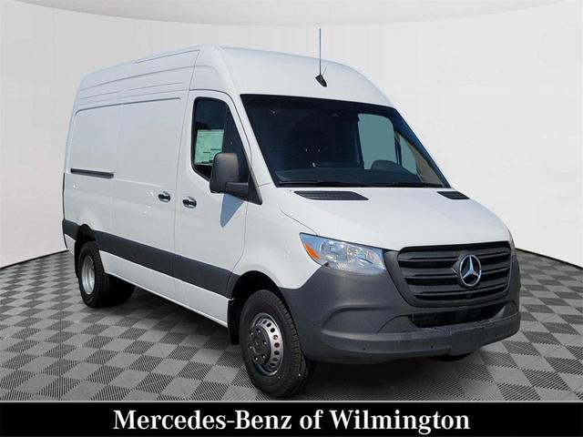 2024 mercedes-benz sprinter 3500 144 wb standard roof cargo