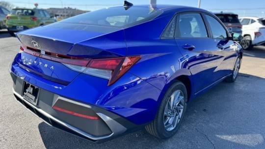 2024 Hyundai Elantra
