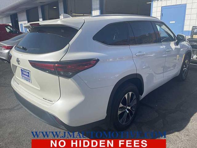 2021 toyota highlander xle