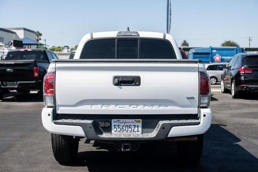 2016 toyota tacoma