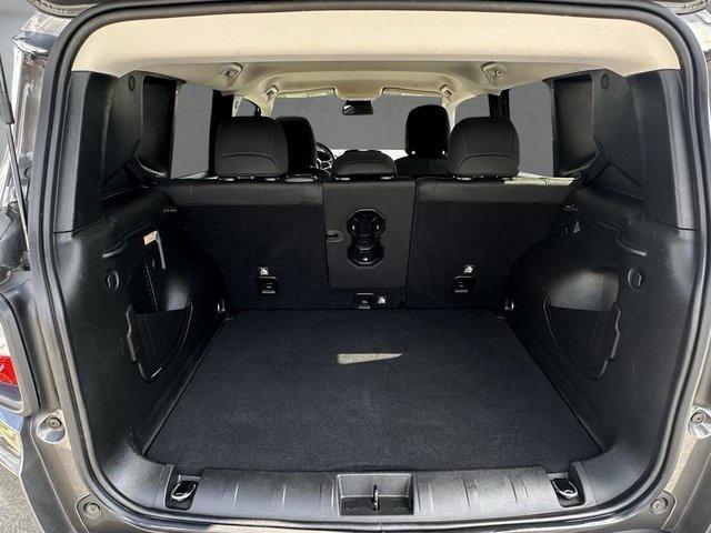 2021 jeep renegade trailhawk