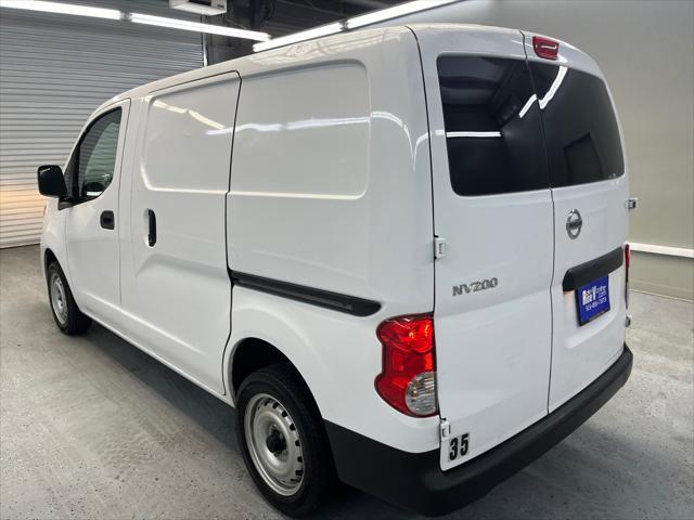 2021 nissan nv200 s