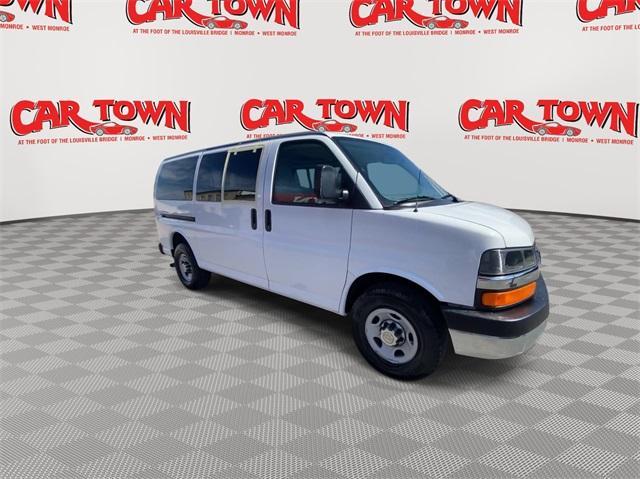 2013 chevrolet express 2500 lt