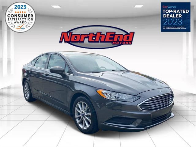 2017 ford fusion se