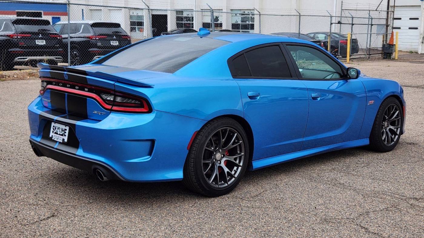 2016 dodge charger srt 392