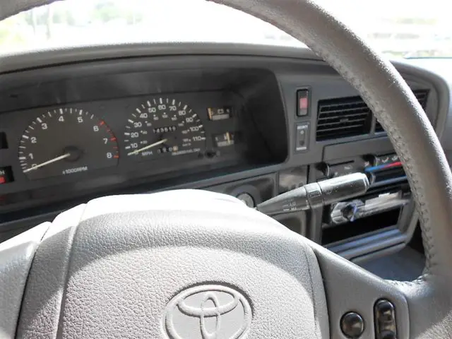 1994 toyota 4x4 x-cab sr5 no reserve