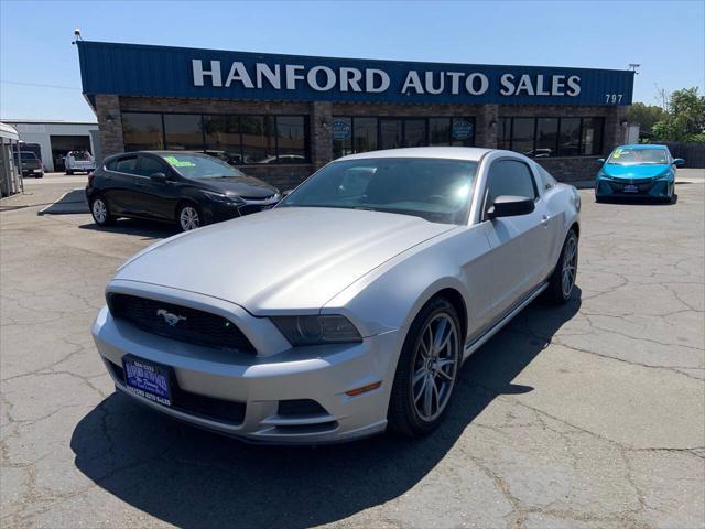 2014 ford mustang v6