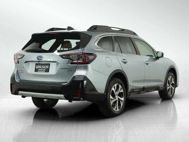 2022 subaru outback limited xt