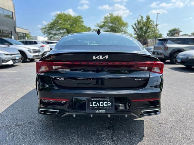 2022 kia k5 gt-line