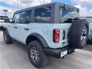 2023 Ford Bronco base advanced