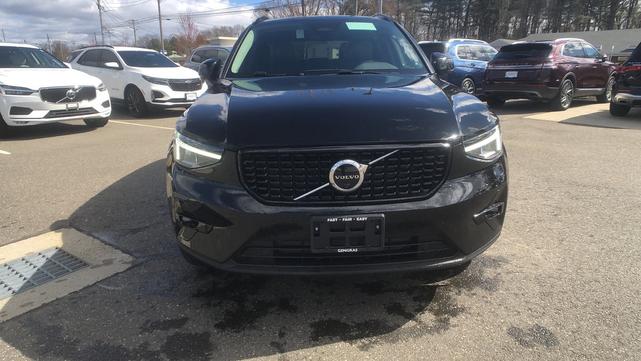 2024 volvo xc40 b5 plus dark