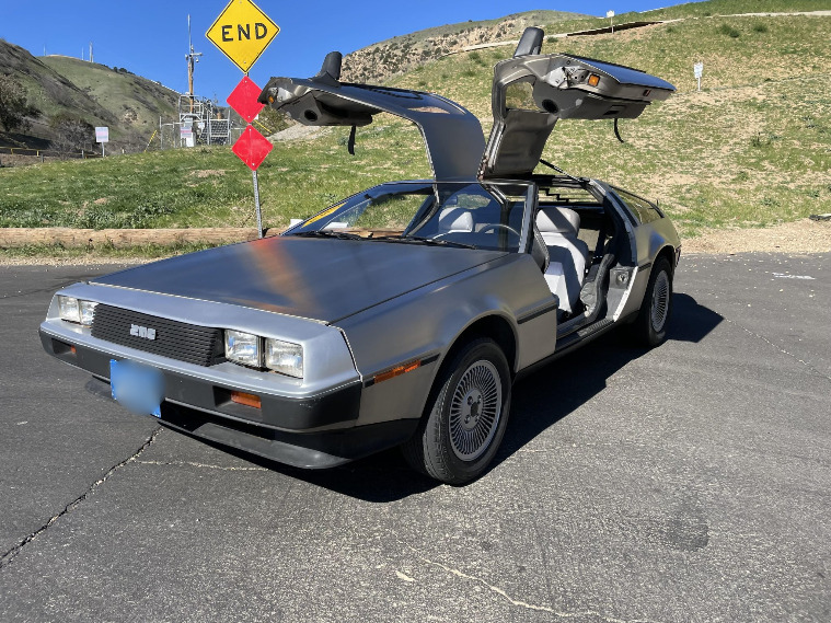 1982 delorean dmc-12 5-speed