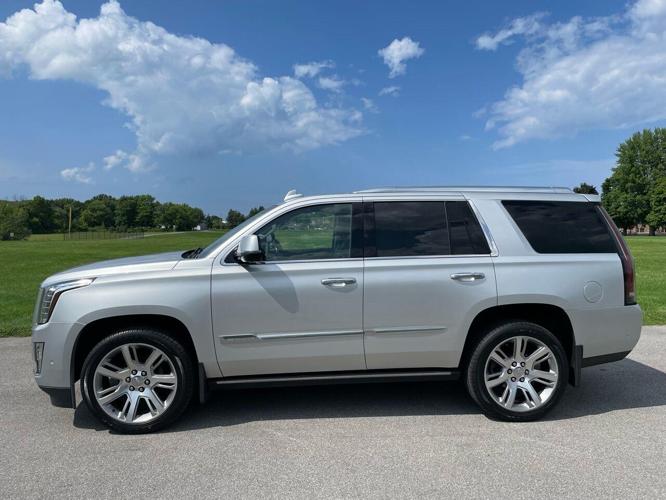 2017 cadillac escalade in hilton, new york