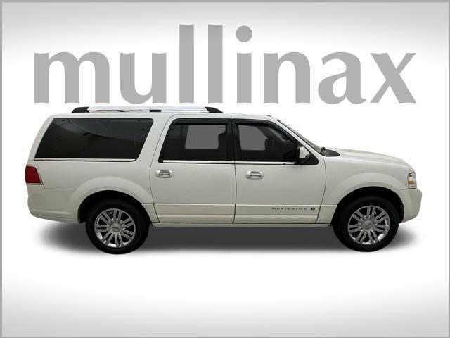 2010 lincoln navigator l