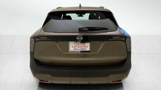 2025 Nissan Kicks