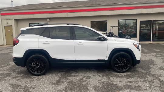 2023 GMC Terrain