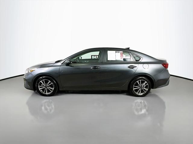 2022 kia forte lxs