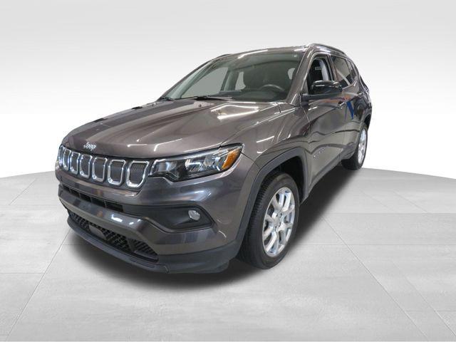 2022 jeep compass latitude lux
