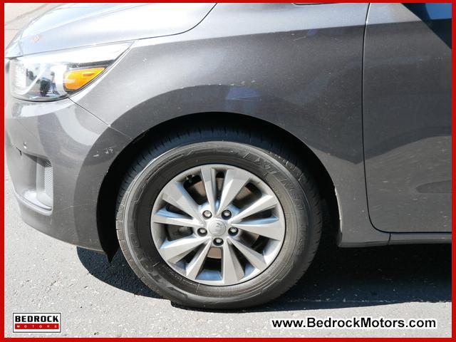 2017 kia sedona lx