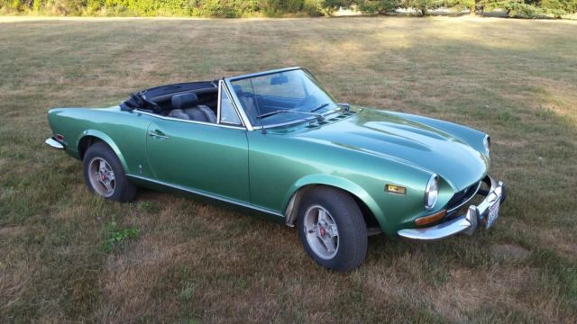 1972 fiat 124 spider 2 door convertable