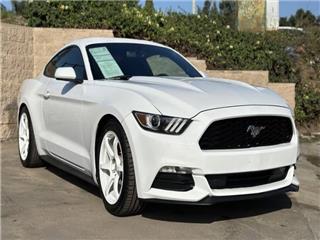 2016 Ford Mustang v6