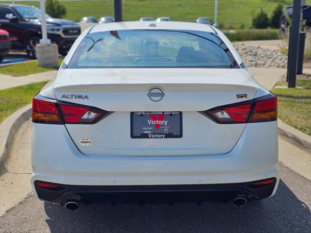 2023 nissan altima sr intelligent awd