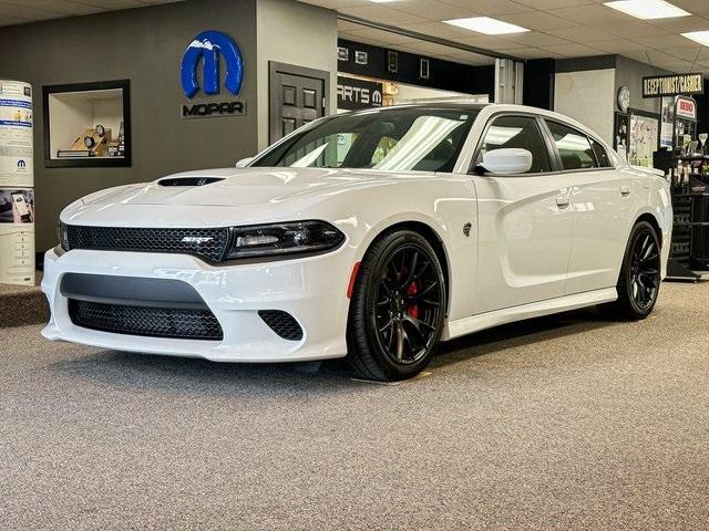 2016 dodge charger srt hellcat