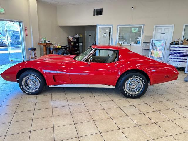 1976 chevrolet corvette stingray