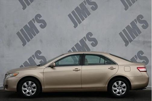 2010 toyota camry