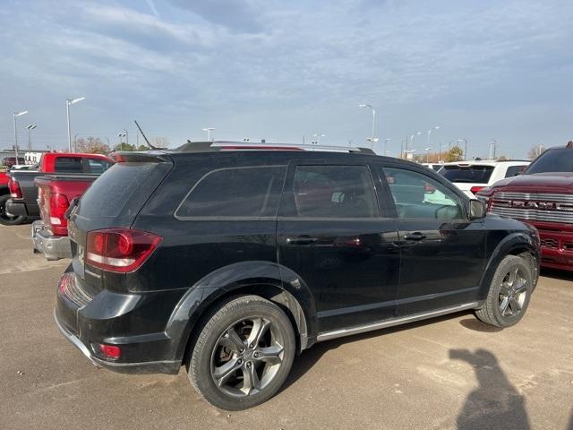 2017 dodge journey crossroad