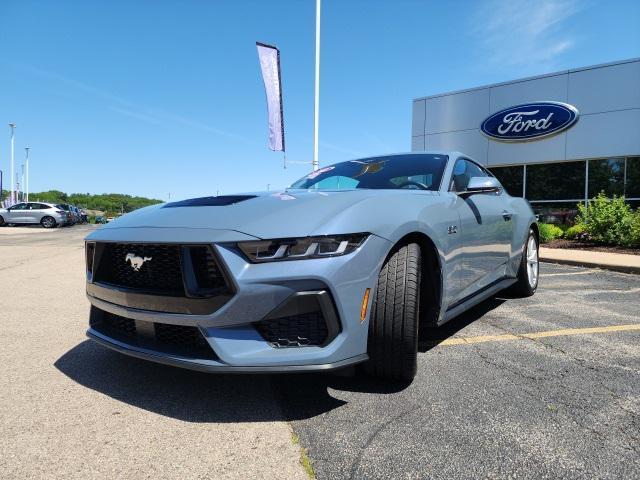 2024 ford mustang gt premium