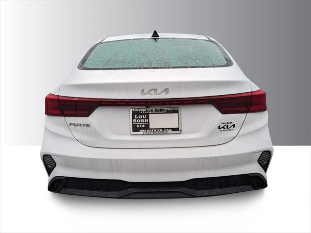 2024 kia forte lxs
