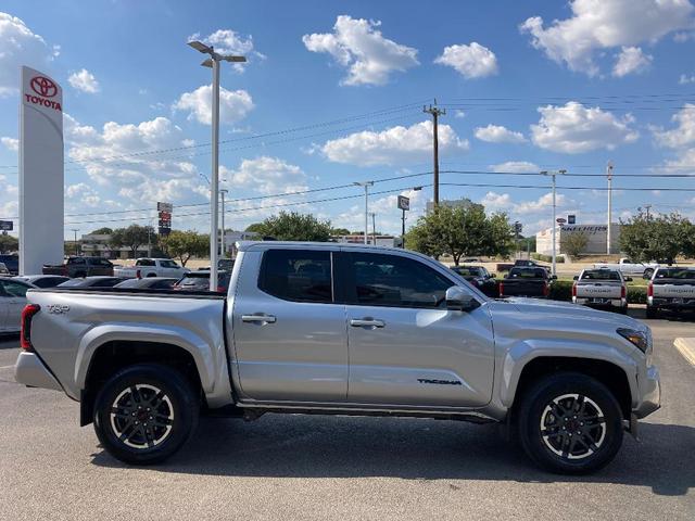 2024 toyota tacoma trd sport