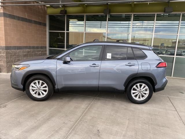 2022 toyota corolla cross le