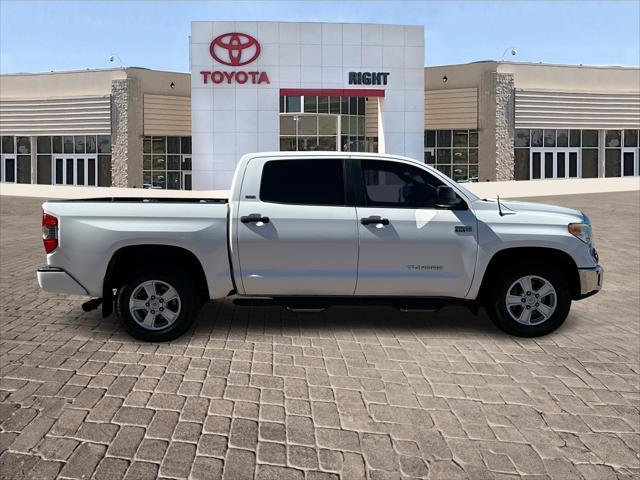 2017 toyota tundra sr5