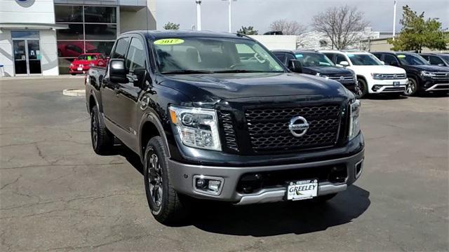 2017 nissan titan pro-4x