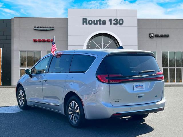 2023 chrysler pacifica hybrid limited