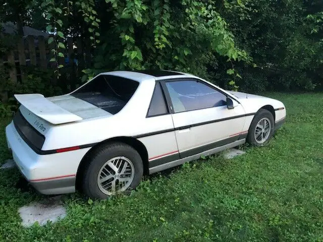 1984 pontiac fiero indy