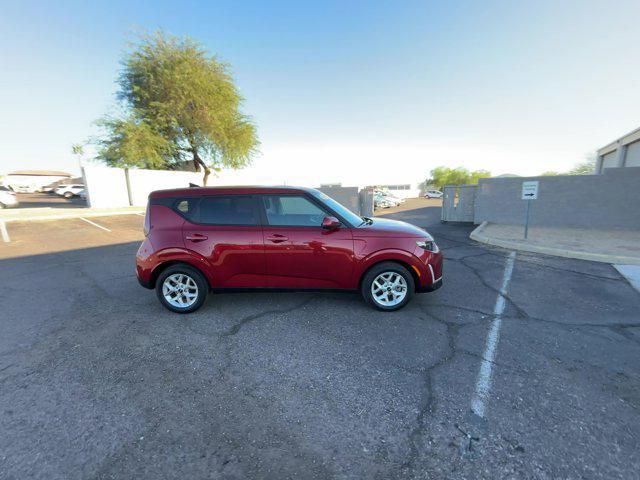 2024 kia soul lx