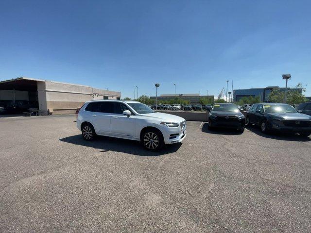2023 volvo xc90 b5 plus