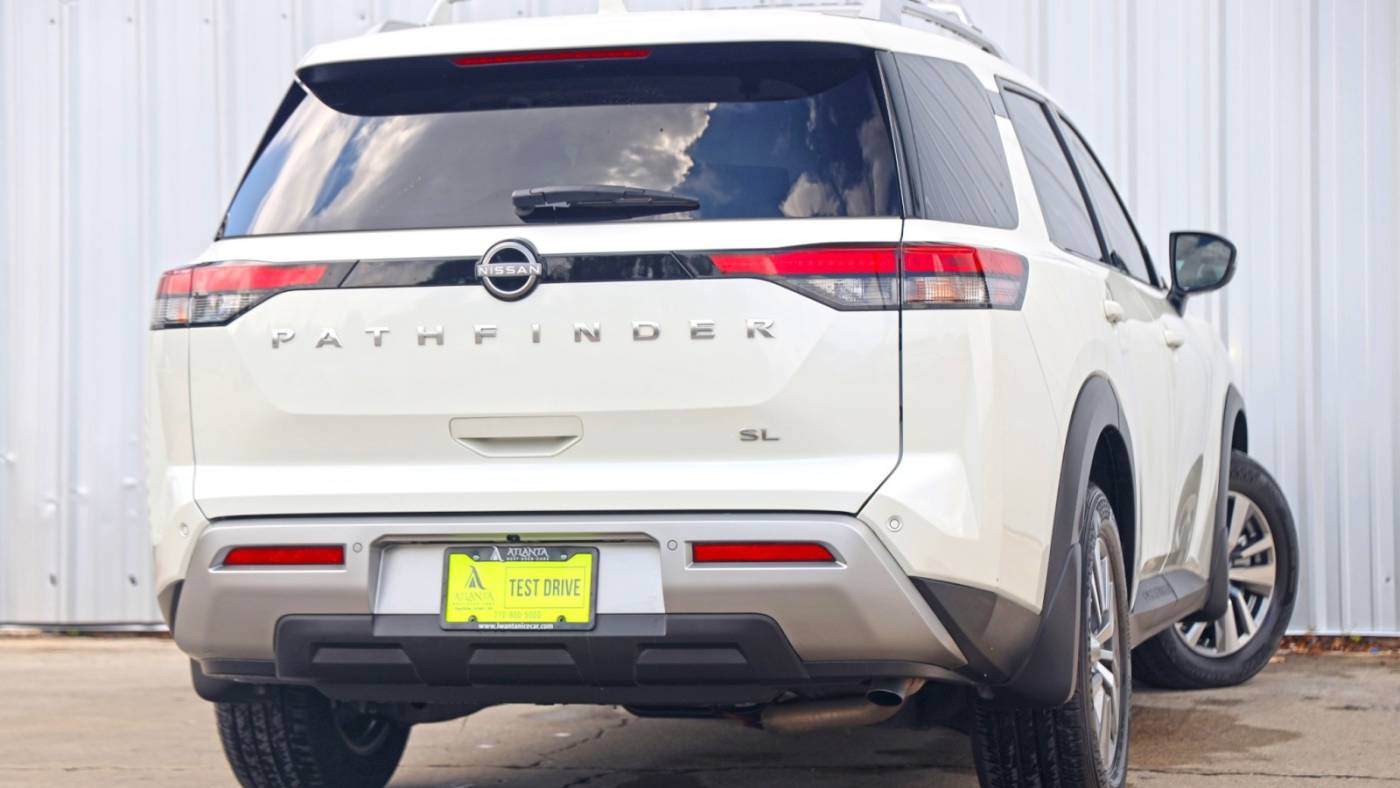 2023 nissan pathfinder sl