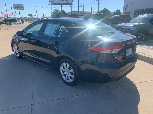 2022 toyota corolla le