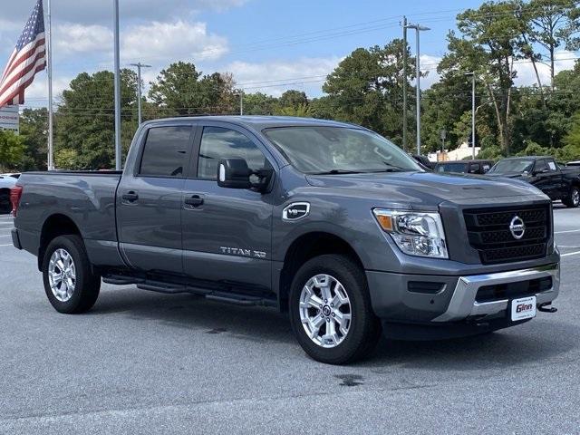 2022 nissan titan xd sv